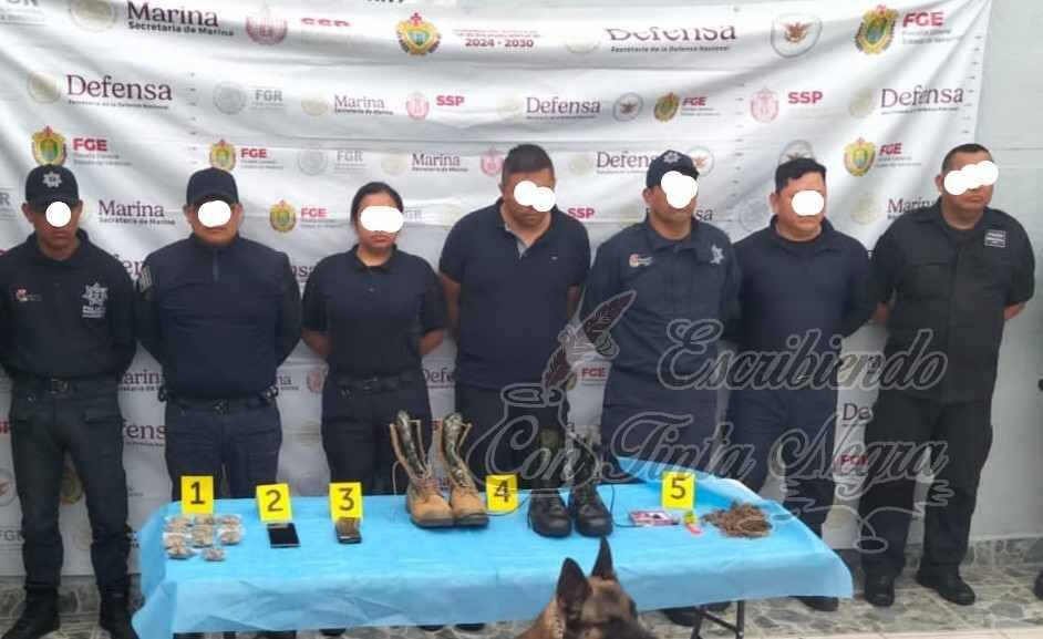LE DICTAN PRISIÓN PREVENTIVA A POLICÍAS DE COSCOMATEPEC