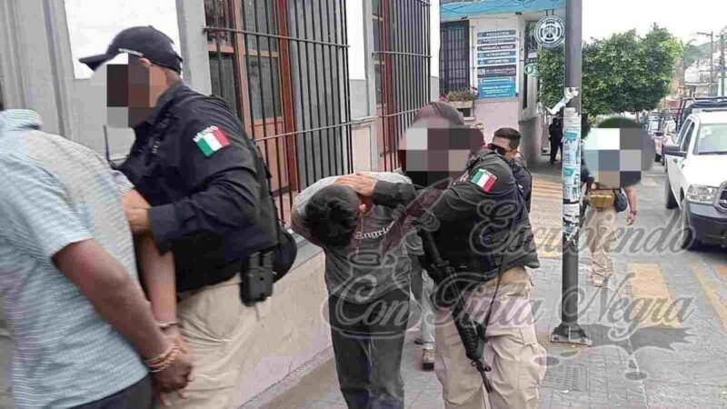 REVIENTAN CASA DE SEGURIDAD EN CAMARÓN DE TEJEDA; DETIENEN A CUATRO