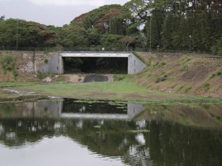 LOS NIVELES BAJOS EN EL VASO REGULADOR EL CHIRIMOYO NO REPRESENTAN PELIGRO PARA LA POBLACIÓN