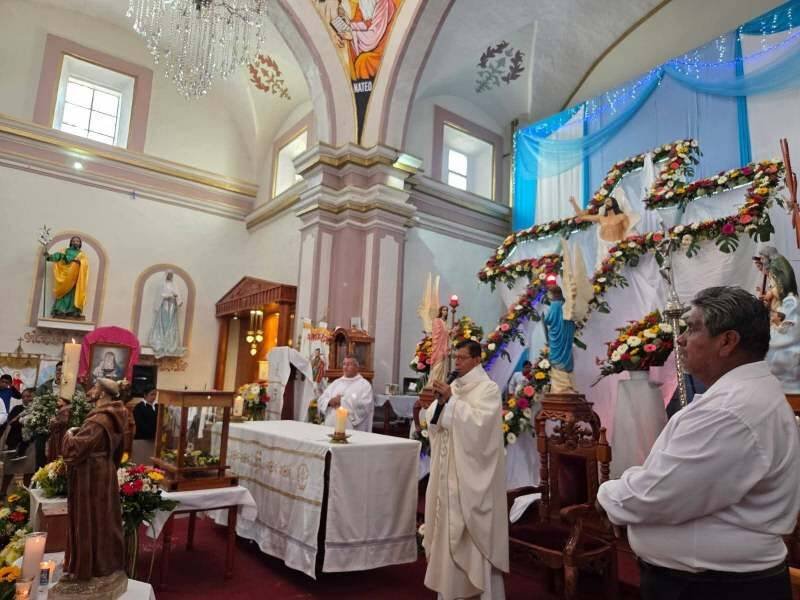 VISITAN RELIQUIAS DE SAN FRANCISCO DE ASÍS CALCAHUALCO