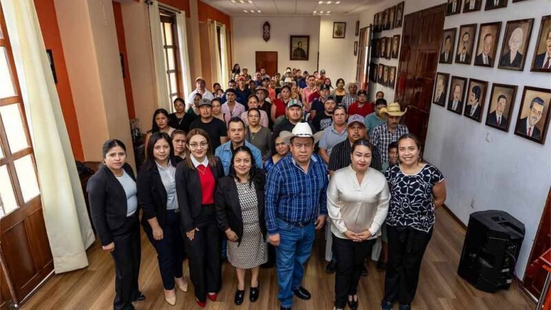 PRESENTAN DEPARTAMENTO DE PUEBLOS INDÍGENAS EN COSCOMATEPEC