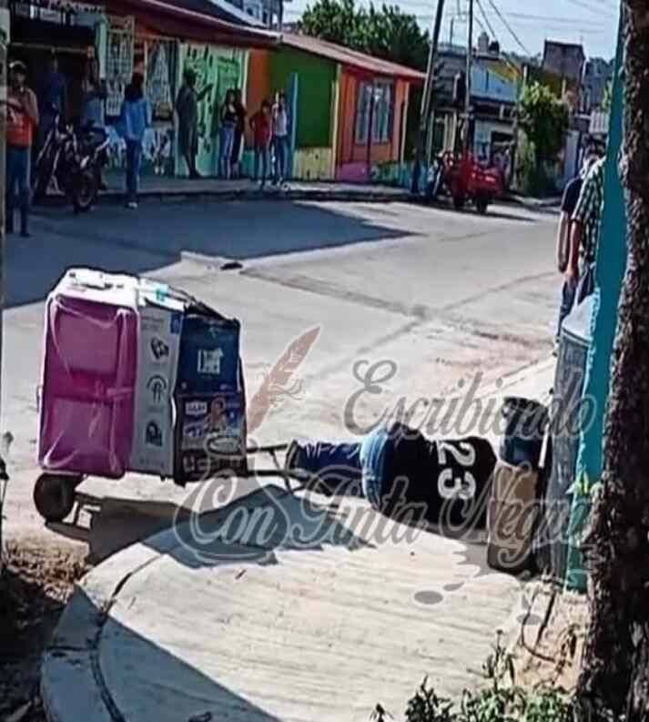 EJECUTAN A VENDEDOR AMBULANTE