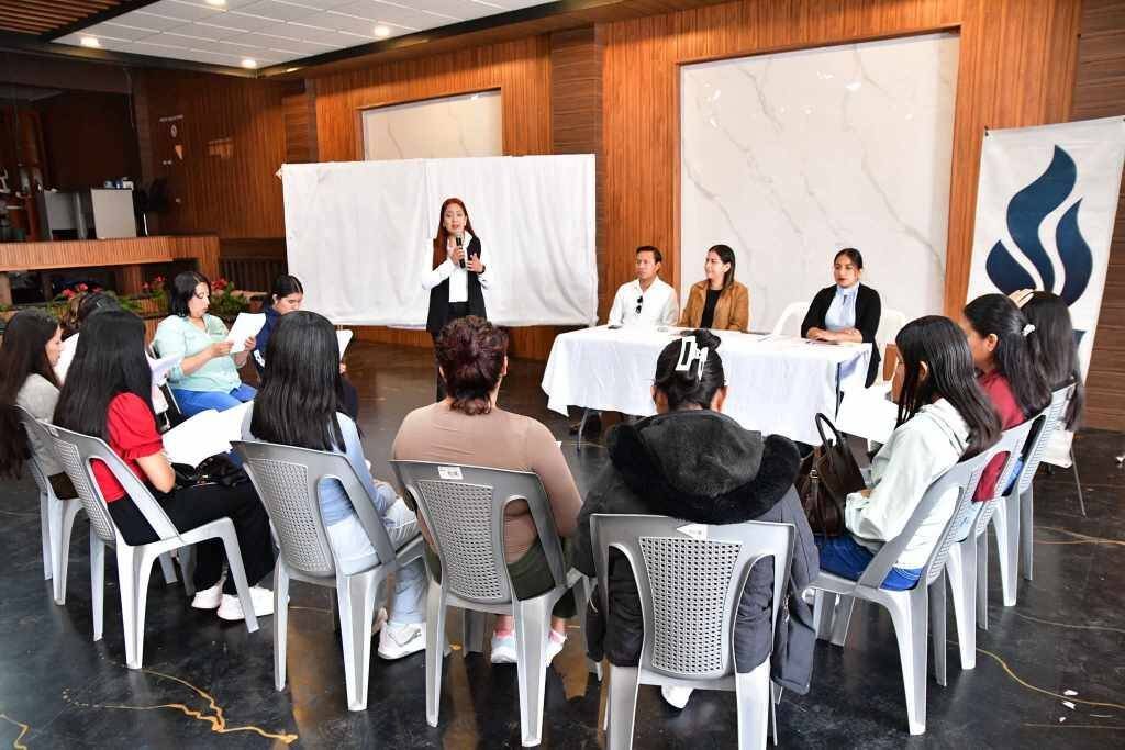 INICIA CURSO DE ENFERMERÍA EN ALPATLÁHUAC