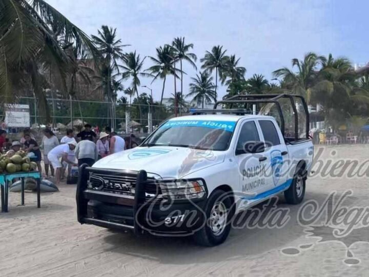 ENCUENTRAN CUERPO DE MUJER EN LA PLAYA