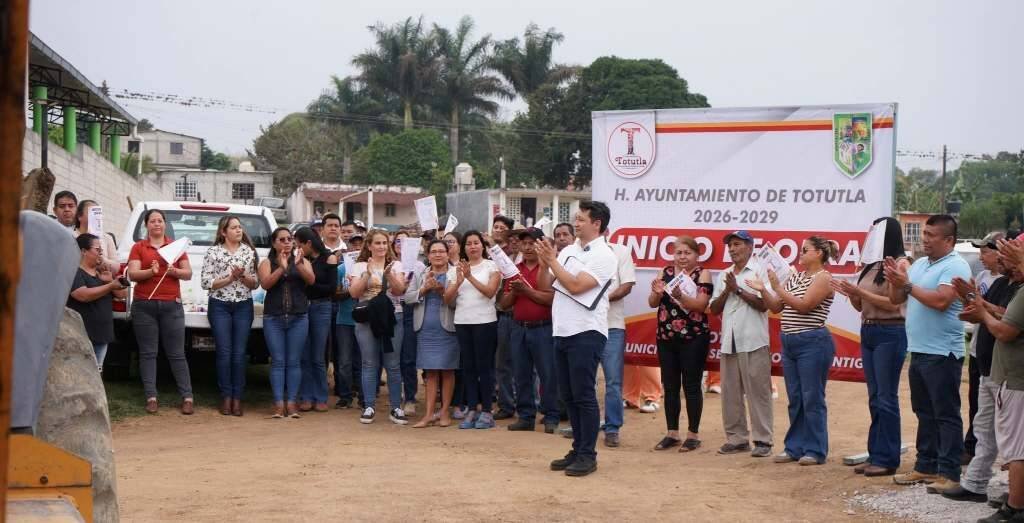ALCALDE DE TOTUTLA PONE EN MARCHA OBRA EN MATA DE INDIO