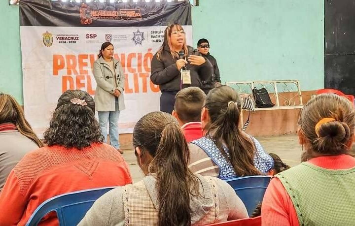 IMPARTEN TALLER PARA PREVENIR EL ACOSO ESCOLAR