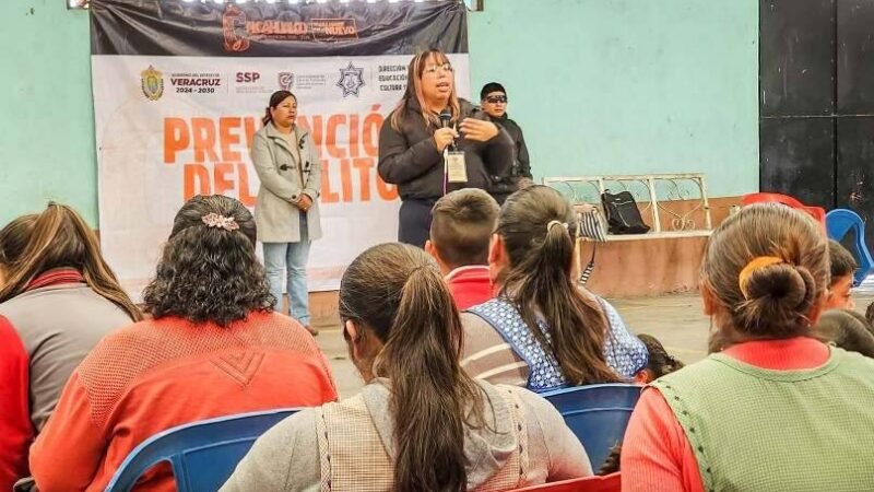 IMPARTEN TALLER PARA PREVENIR EL ACOSO ESCOLAR