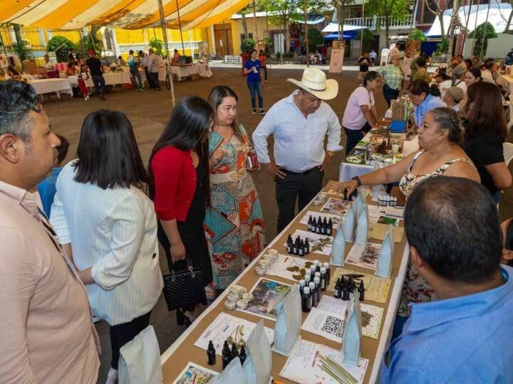 INSTALAN MERCADO DE SABORES Y SABERES DEL JAMAPA