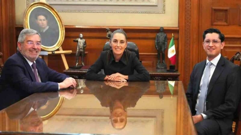 JUAN RAMÓN DE LA FUENTE DEJA LA SRE; ROBERTO VELASCO ES EL NUEVO CANCILLER