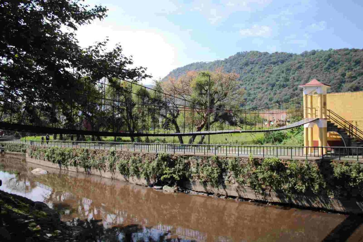 DAN MANTENIMIENTO  A PUENTES COLGANTES DE ORIZABA; ESTA GARANTIZADA LA SEGURIDAD: AYUNTAMIENTO