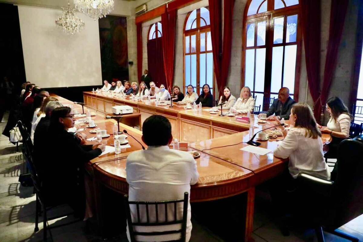 PODERES LEGISLATIVO Y EJECUTIVO SUMAN ESFUERZOS POR EL BIEN DE VERACRUZ