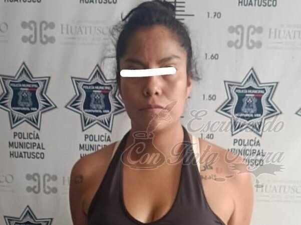 CAPTURAN A PRESUNTA NARCOMENUDISTA; LA ENVÍAN A LA TOMA