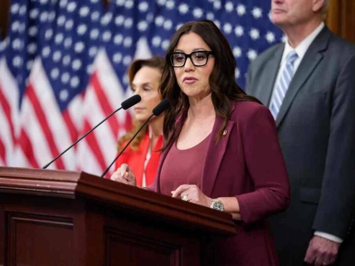 RENUNCIA TERCERA INTEGRANTE DEL GABINETE DE TRUMP