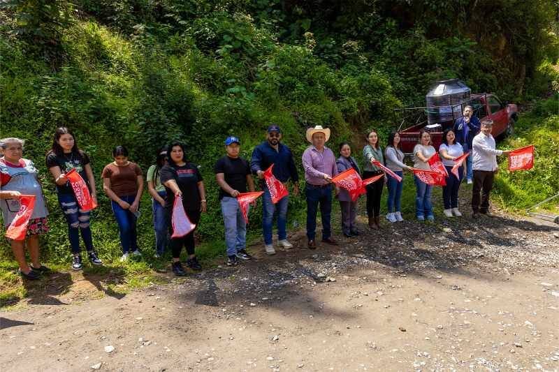 PAVIMENTARÁN CALLE PRINCIPAL DE TLACUILOLOXTLA