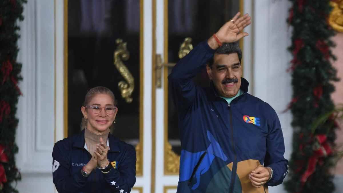 EU AUTORIZA A VENEZUELA EL PAGO DE LOS ABOGADOS DE NICOLÁS MADURO Y CILIA FLORES