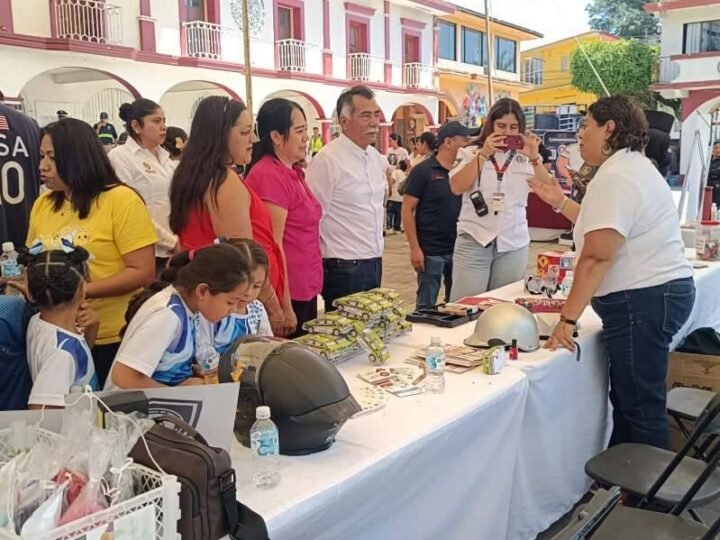 CELEBRAN FESTIVAL DE SEGURIDAD EN TOMATLÁN