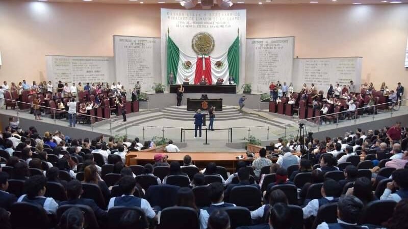 AUTORIZA CONGRESO AL PODER EJECUTIVO LA ENAJENACIÓN DE AERONAVES