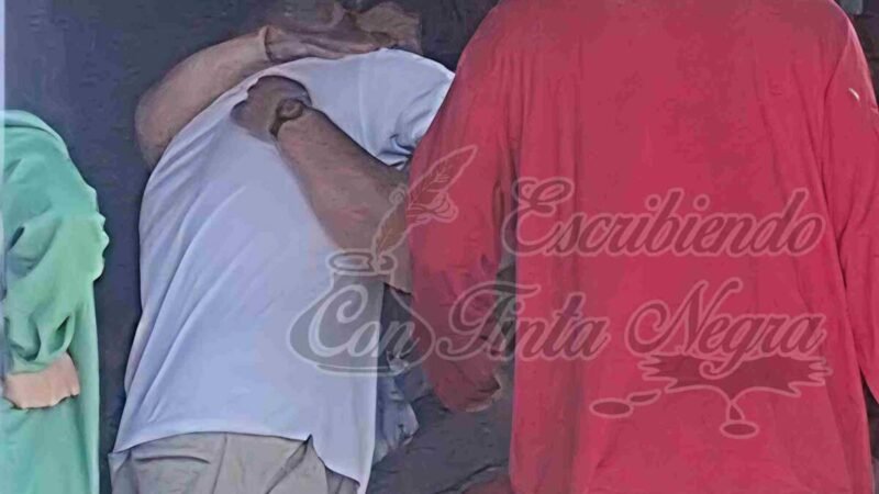 JOVENCITO ESCAPA POR LA PUERTA FALSA