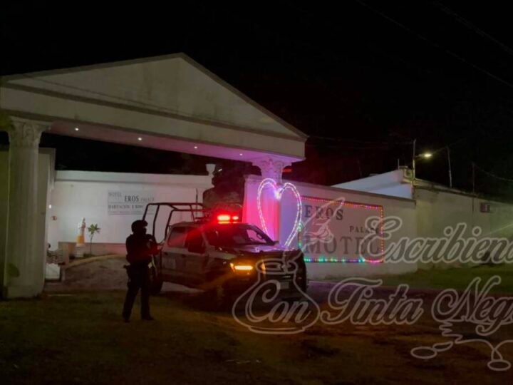 RESCATAN A TRES PERSONAS; DETIENEN A DOS SECUESTRADORES