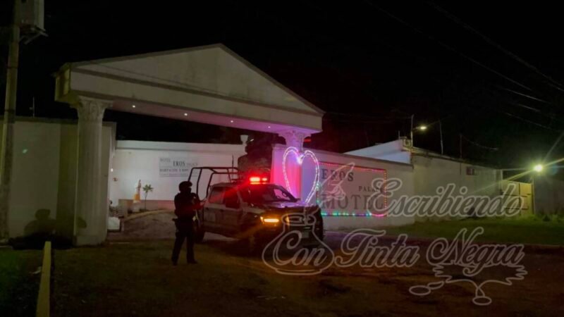 RESCATAN A TRES PERSONAS; DETIENEN A DOS SECUESTRADORES