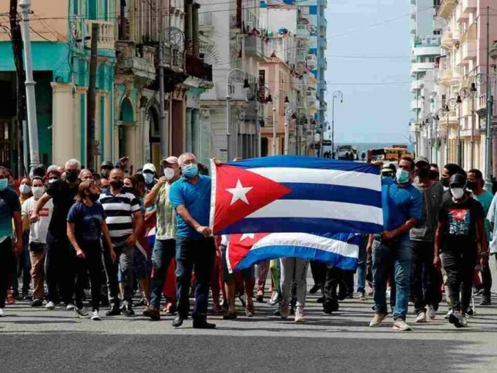 CUBA INDULTA A MÁS DE DOS MIL PRESOS