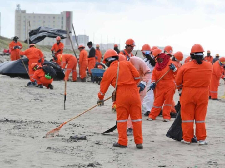 ANUNCIAN CREACIÓN DE OBSERVATORIO DEL GOLFO TRAS DERRAME DE HIDROCARBURO
