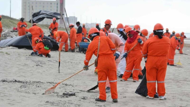 ANUNCIAN CREACIÓN DE OBSERVATORIO DEL GOLFO TRAS DERRAME DE HIDROCARBURO