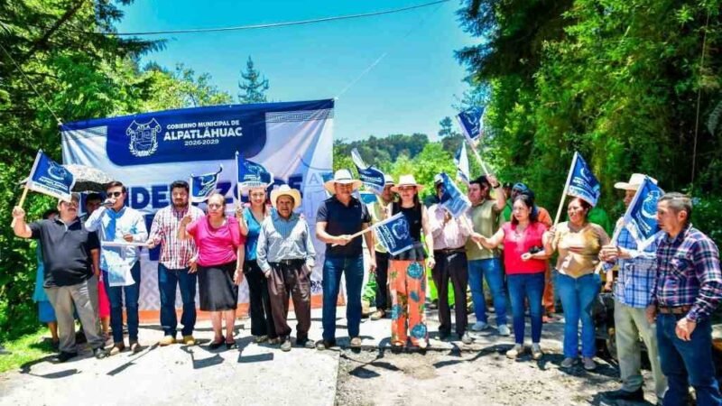 ALEJANDRO ALFONSO PONE EN MARCHA PROGRAMA DE BACHEO EN ALPATLÁHUAC