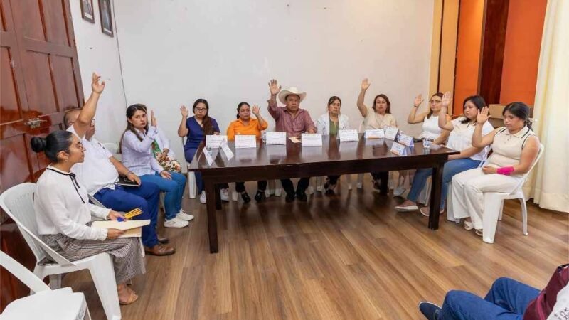 INSTALAN COMITÉ MUNICIPAL DE SALUD EN COSCOMATEPEC