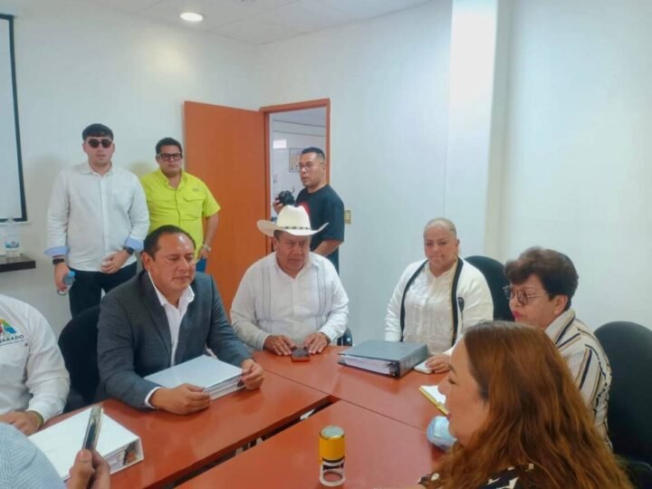 GESTIONA ARMANDO REYES MAS ESPACIOS DEPORTIVOS PARA COSCOMATEPEC