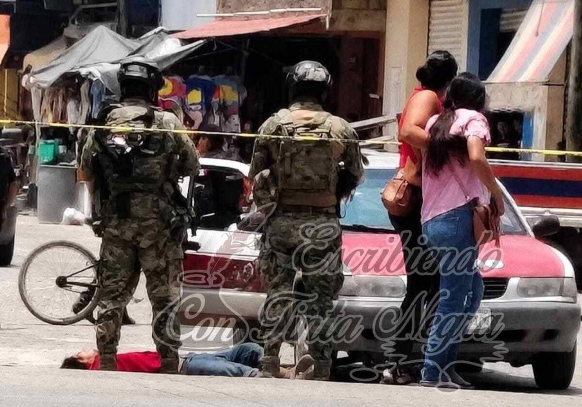 EJECUTAN A TAXISTA Y A LIMPIA PARABRISAS