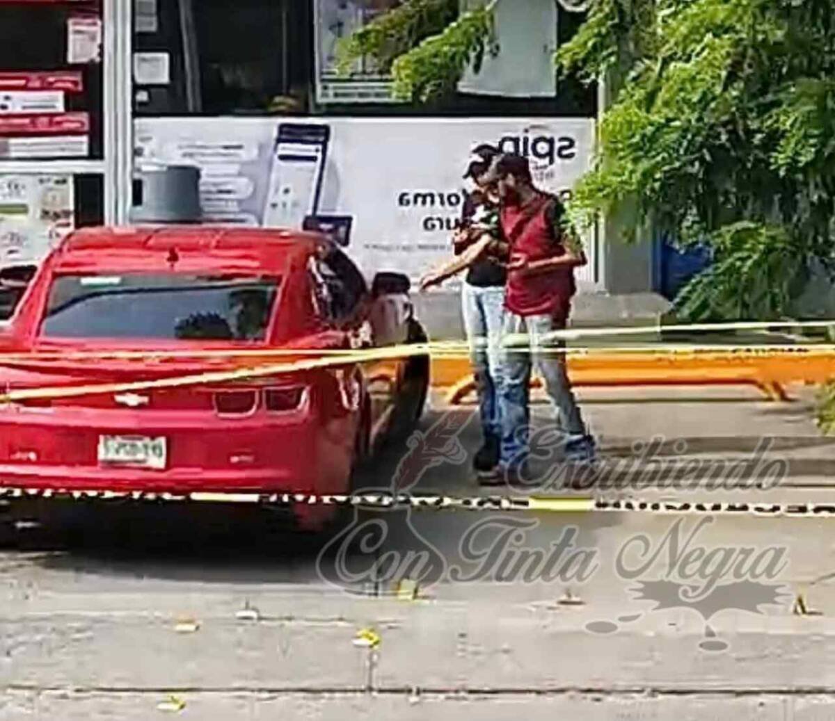 ACRIBILLAN A SUJETO DENTRO DE SU AUTO
