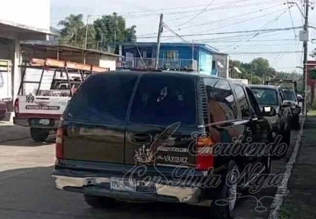 JOVEN ESCAPA POR LA PUERTA FALSA