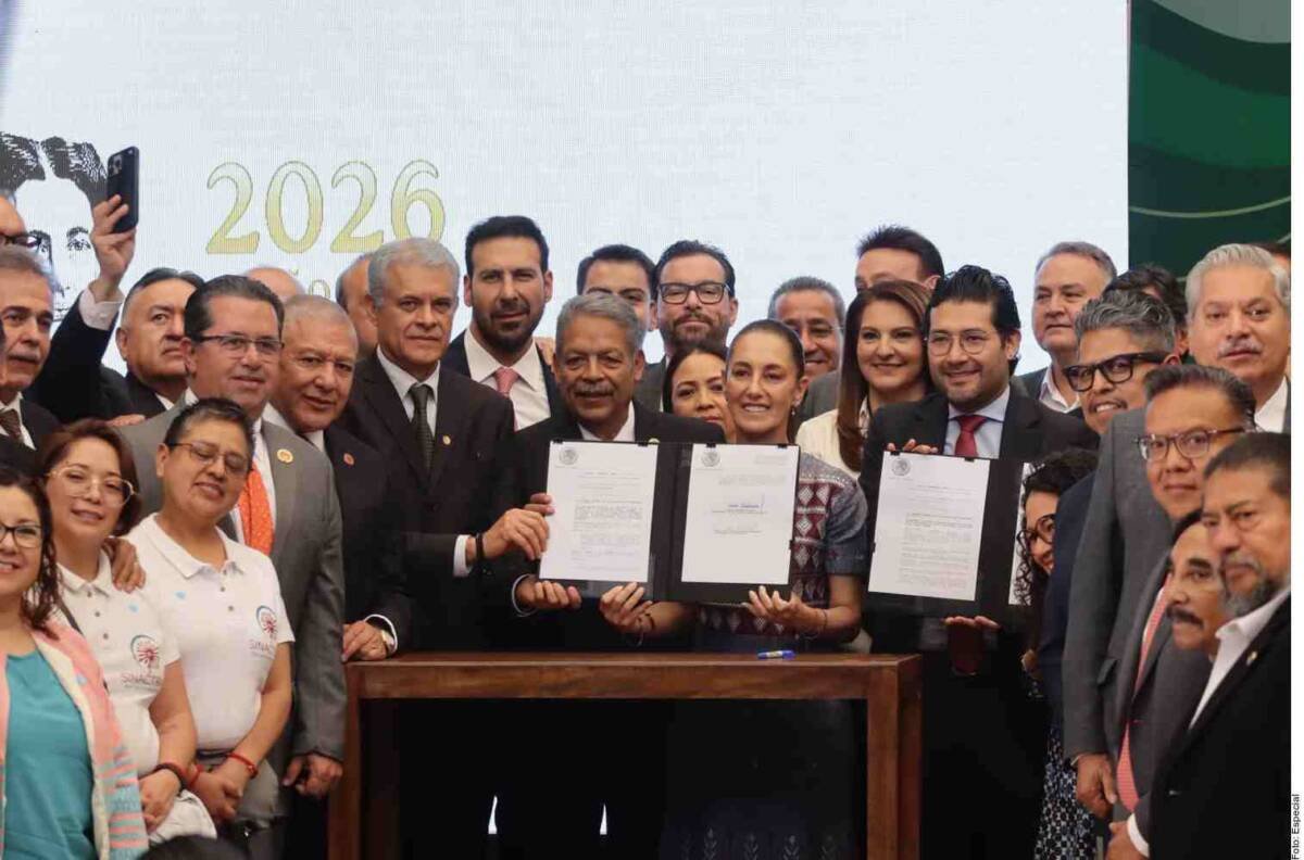 SHEINBAUM FIRMA ACUERDO PARA JORNADA LABORAL DE 40 HORAS