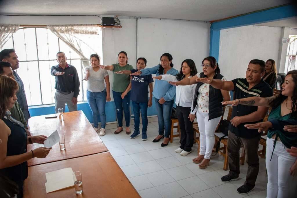 ENTREGAN NOMBRAMIENTOS A NUEVOS AGENTES MUNICIPALES