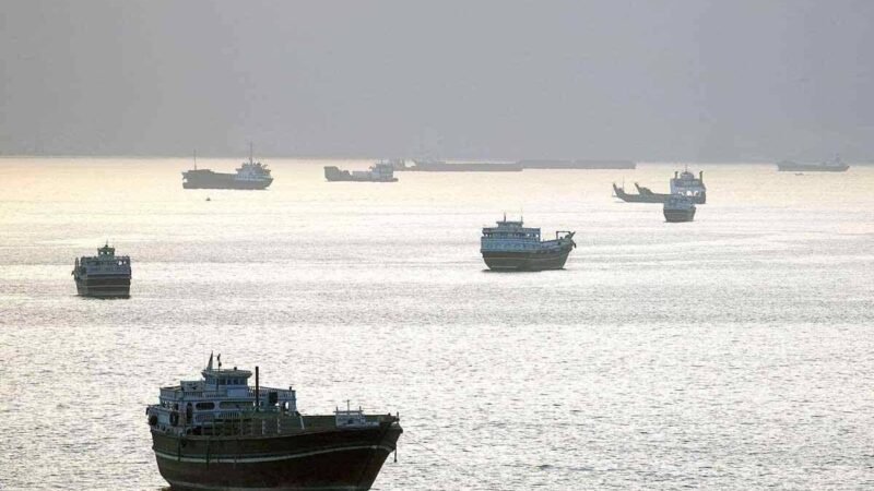 IRÁN ADVIERTE QUE ATACARÁ AL EJÉRCITO DE EU SI SE ACERCA AL ESTRECHO DE ORMUZ