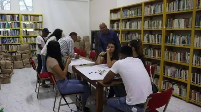 CAPACITAN A NUEVOS AGENTES MUNICIPALES EN IXHUATLÁN DEL CAFÉ