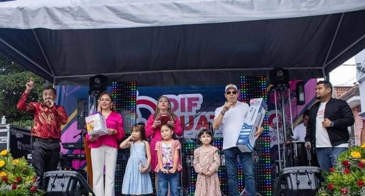 FESTEJAN A LAS MAMÁS HUATUSQUEÑAS