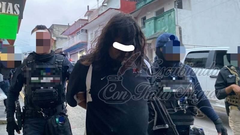 CAPTURAN A PRESUNTO NARCO MENUDISTA EN TLALTETELA