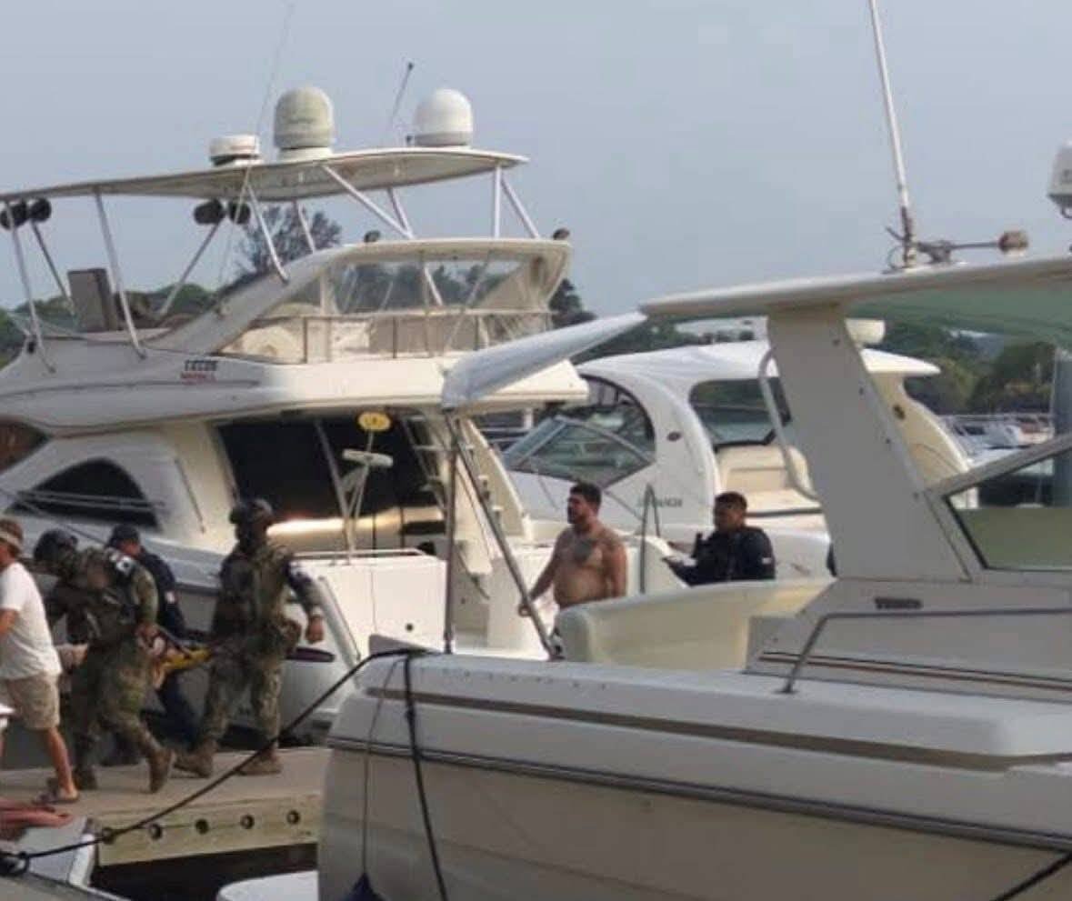 SE INCENDIA YATE ¿DE ZENYAZEN ESCOBAR?