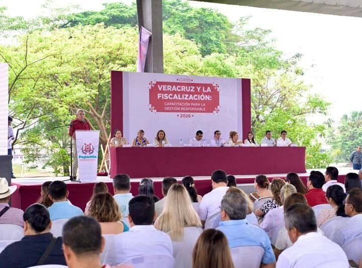 LLAMA CONGRESO A MUNÍCIPES A ACTUAR CON TRANSPARENCIA Y RECTITUD