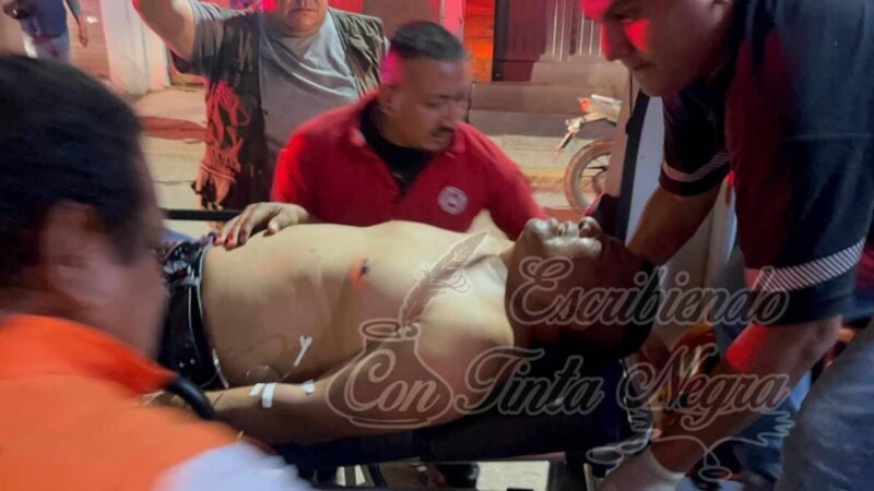 BALEAN A EX ALCALDE; UNA MUJER MURIÓ EN EL LUGAR