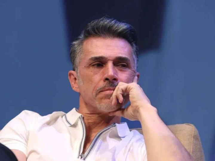 SERGIO MAYER RENUNCIA A MORENA; ALUDE MOTIVOS PERSONALES
