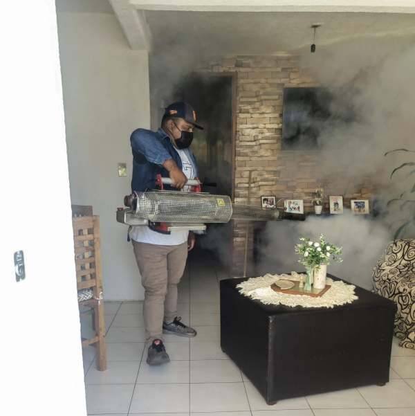 FUMIGAN VIVIENDAS EN VILLAS DE LAS FLORES