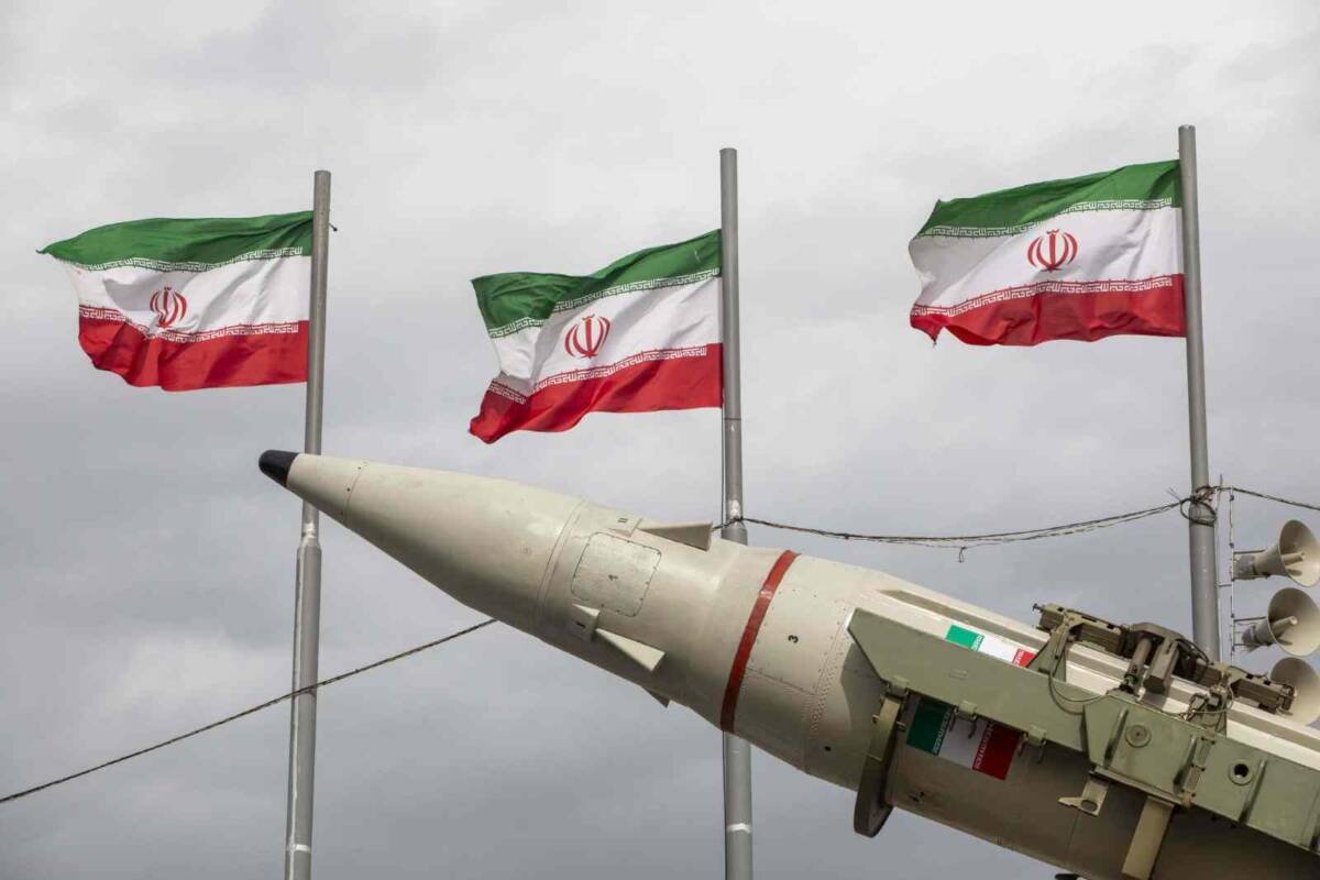 TRUMP INSISTE EN QUE EL URANIO ENRIQUECIDO DE IRÁN DEBE SER ENTREGADO A EU