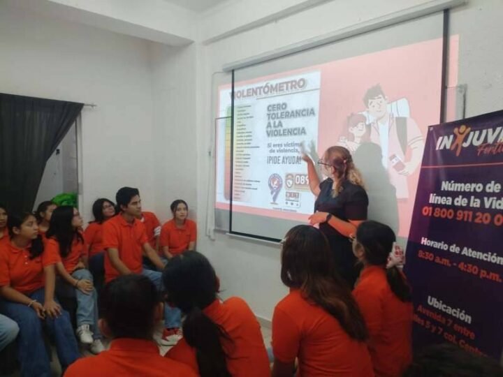 REALIZAN JORNADA ESCOLAR CONTRA LA VIOLENCIA