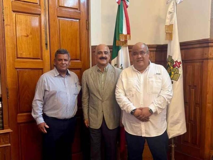 GESTIONA ALCALDE DE FORTÍN APOYOS ANTE GOBIERNO DEL ESTADO