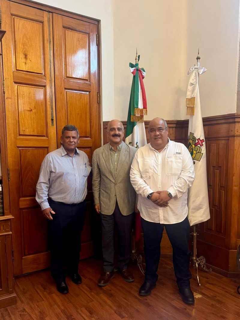 GESTIONA ALCALDE DE FORTÍN APOYOS ANTE GOBIERNO DEL ESTADO