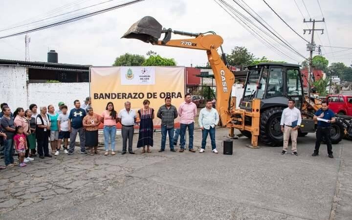 REHABILITARÁN AVENIDA DEL CENTRO DE IXHUATLÁN