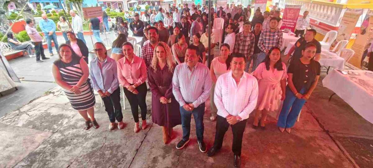 CELEBRAN FERIA DEL EMPLEO EN ALPATLÁHUAC